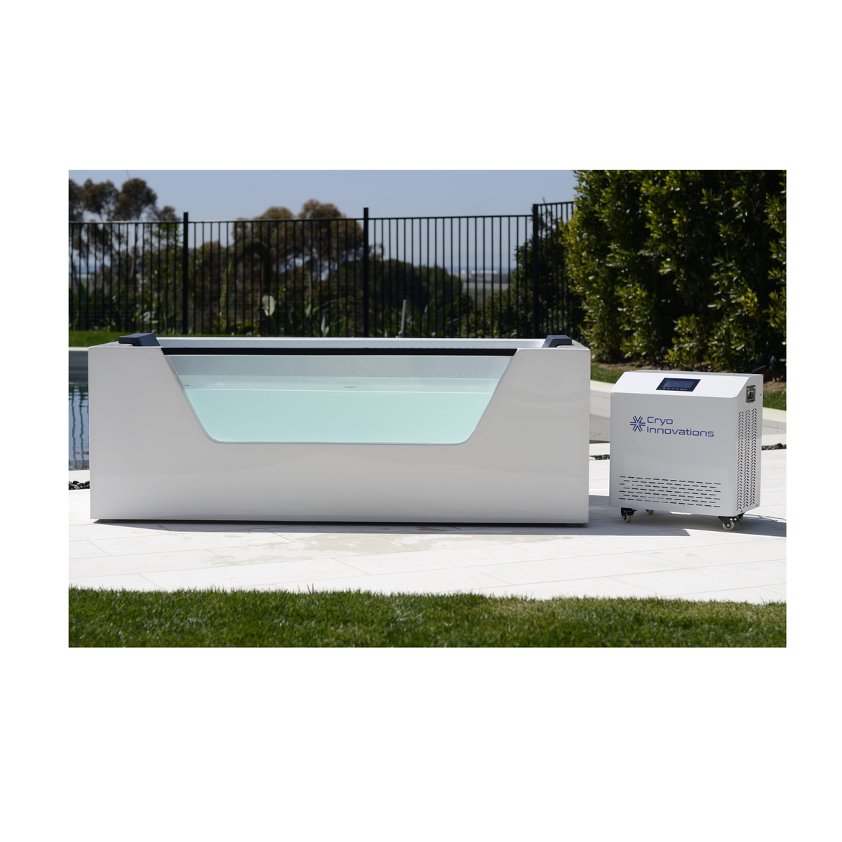 Cryo Innovations - XR Cryo Plunge Acrylic Window Hot & Cold Plunge Tub