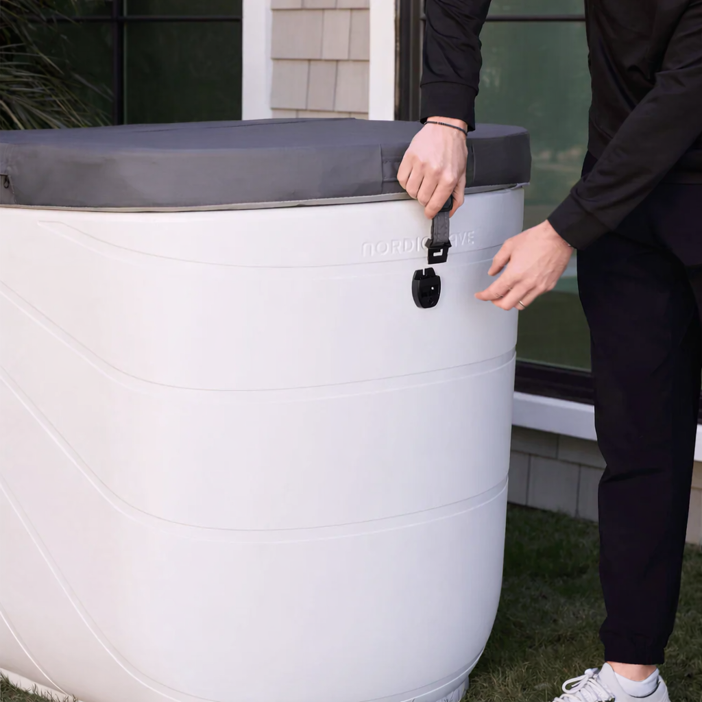 Nordic Wave Viking Cold Plunge Tub – App Controlled with Integrated Chiller