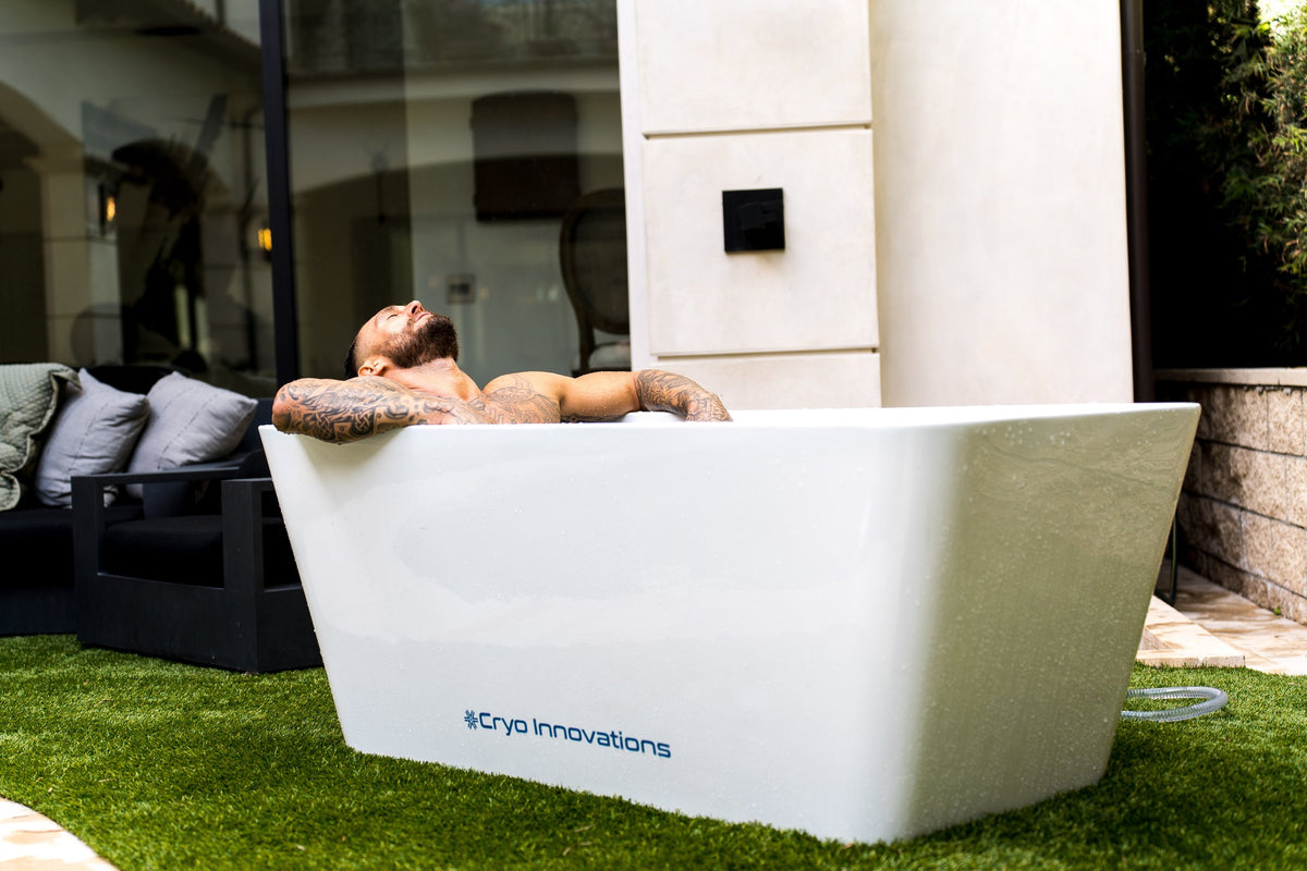 Cryo Innovations - XR Cryo Plunge Extra Long Hot & Cold Plunge Tub